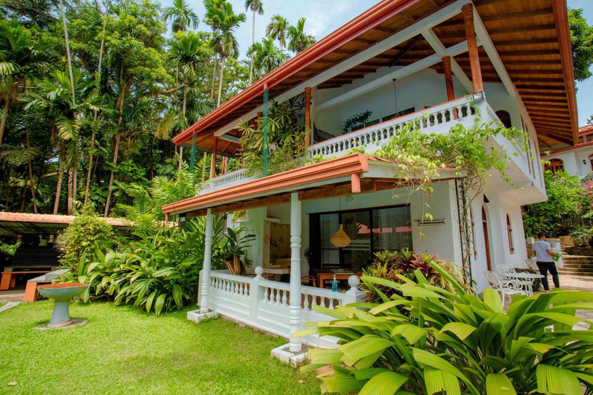 Ayubowan Swiss Lanka Bungalow Resort Bentota Esterno foto