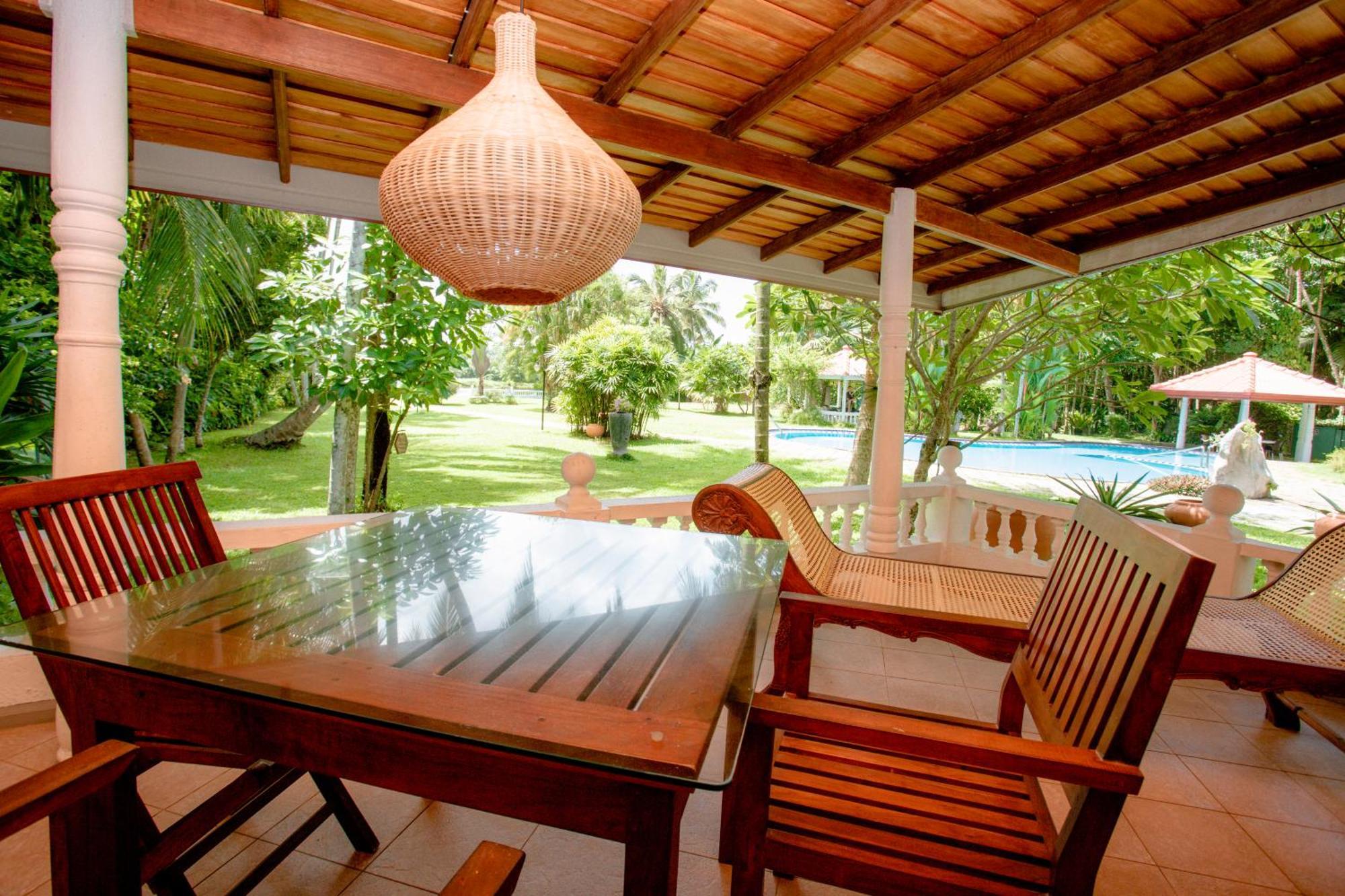 Ayubowan Swiss Lanka Bungalow Resort Bentota Esterno foto