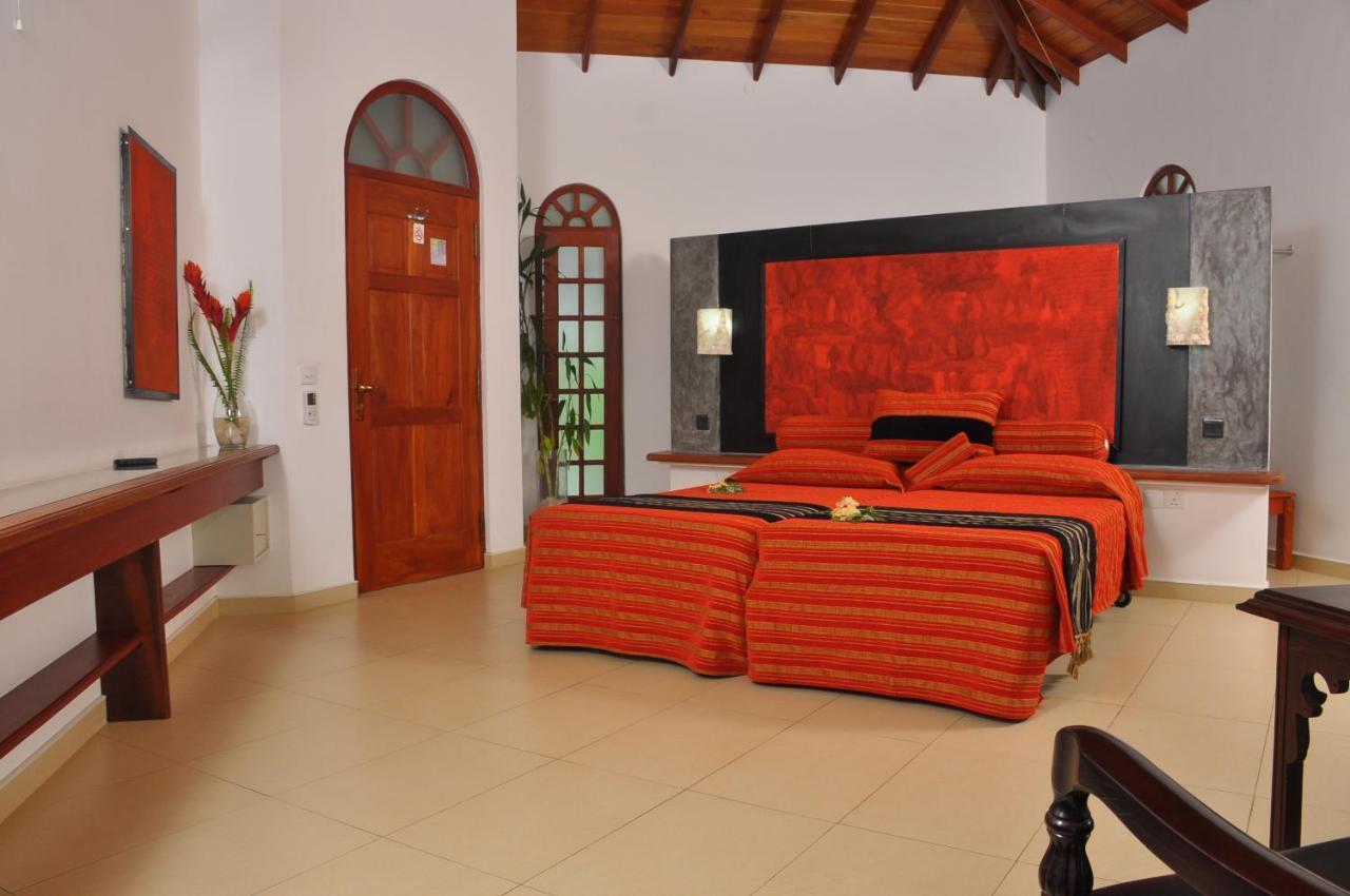 Ayubowan Swiss Lanka Bungalow Resort Bentota Esterno foto